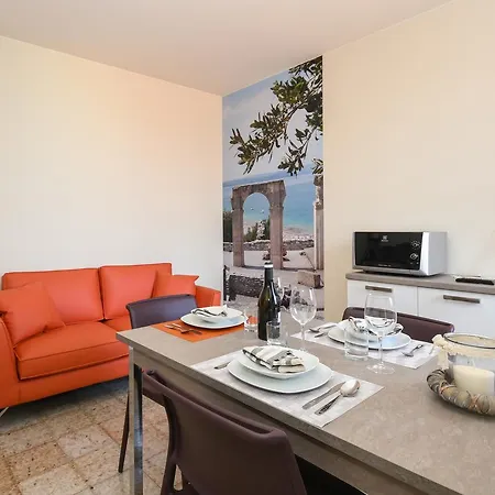 Casa Tunina Apartmán *